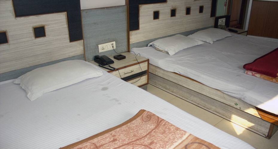 The Hotel New Samir, New Delhi 2